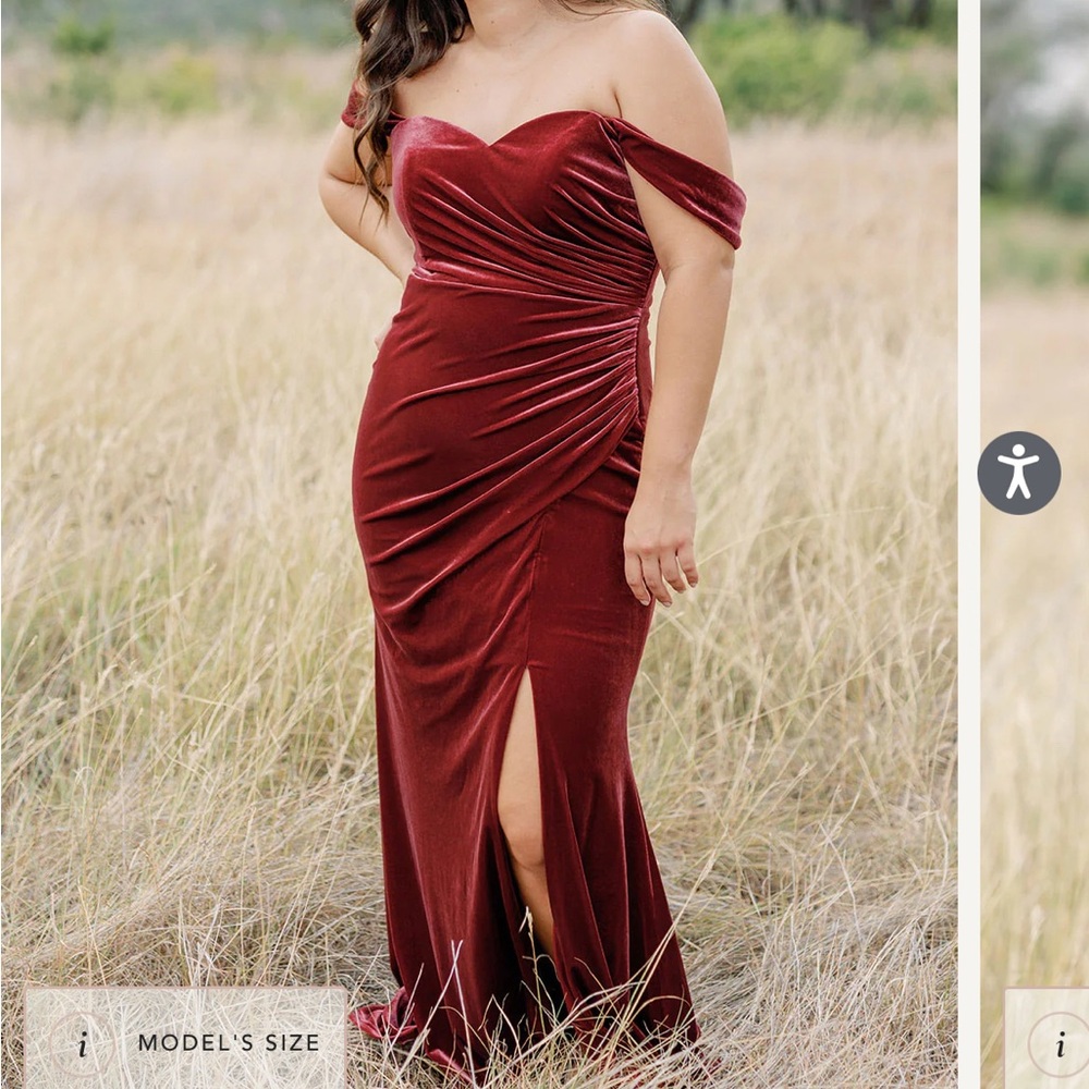 Revelry Ariel Convertible Velvet Dress
(Color: Romantic Rose - 609, Size: 6,